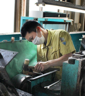刃物製造の求人募集｜燕三条の小出刃物工業